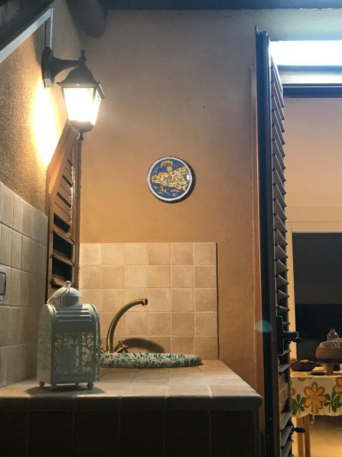 La Casa Del Sole Sorgente Apartment Letojanni Ngoại thất bức ảnh
